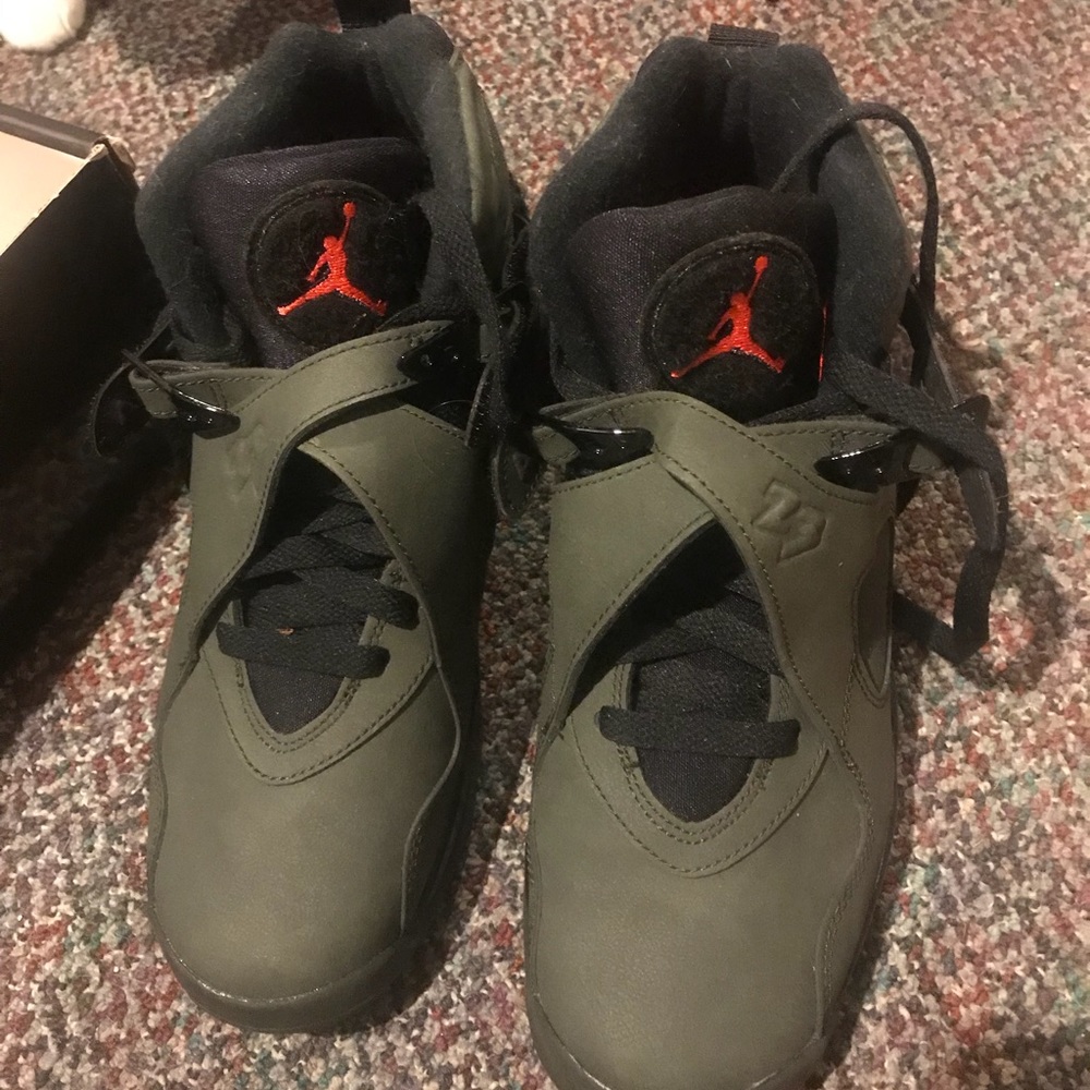 Air Jordan 8